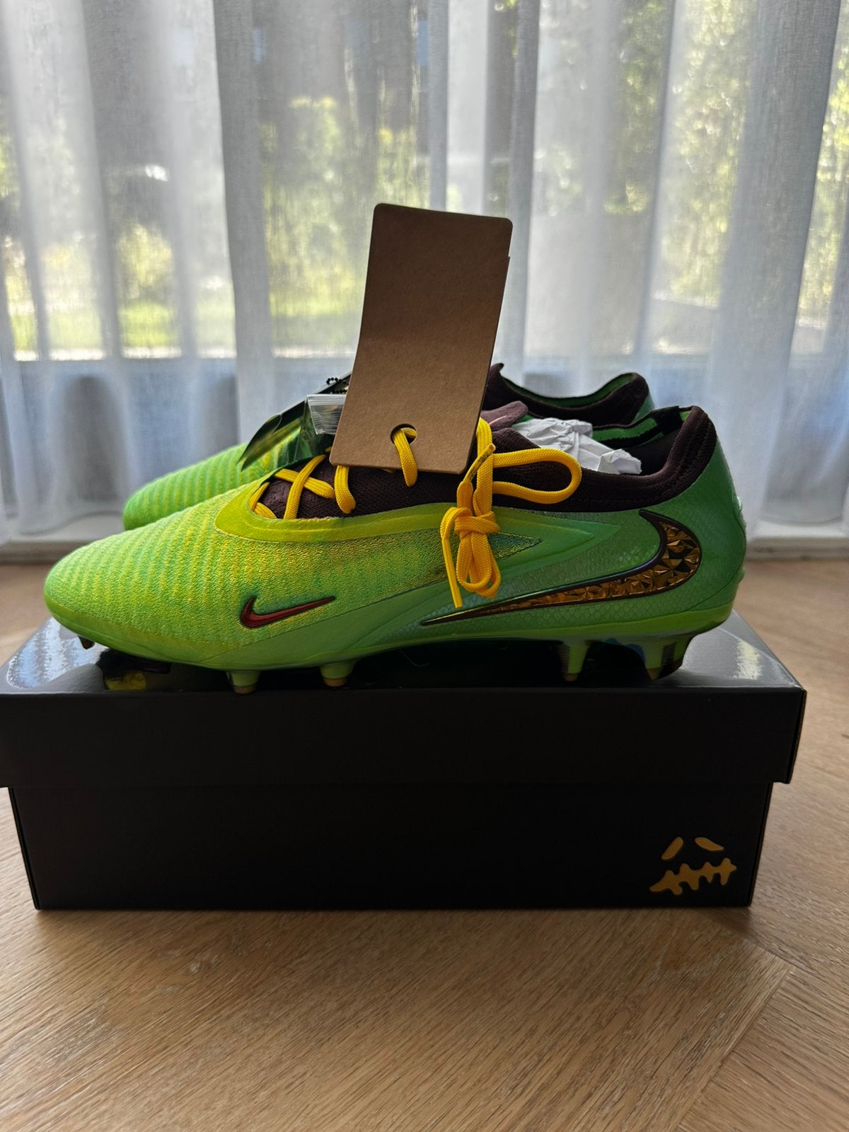 Nike Phantom 6 Low Elite FG SE Travis Scott, Maat XS of kleiner, Schoenen, Nieuw, Ophalen of Verzenden