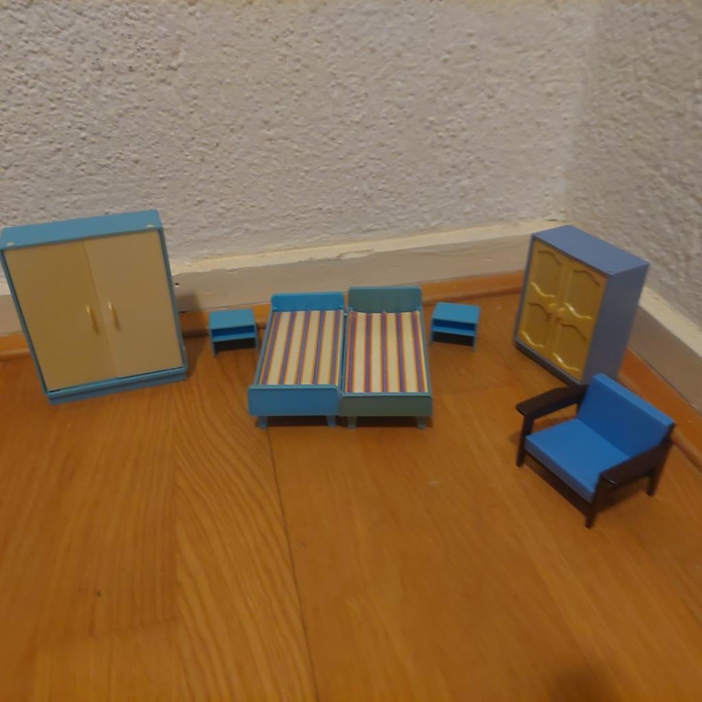 Lichtblauwe modella  en jean west germany  meubeltjes, Ophalen of Verzenden, Zo goed als nieuw, Poppenhuis