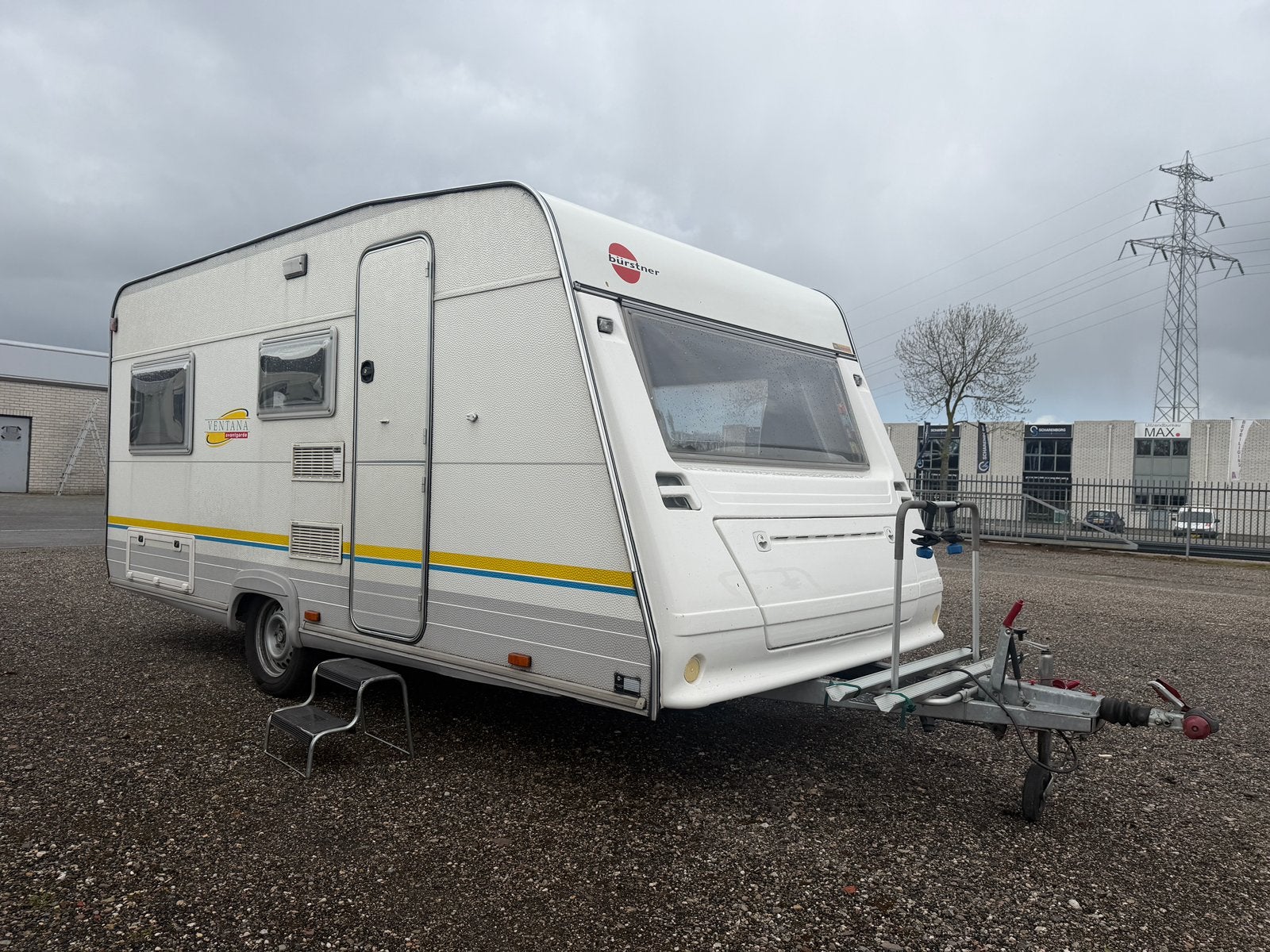 Buerstner Burstner Ventana Avantgarde 4424 Caravan, Omvormbare zithoek, Bedrijf, 750 - 1000 kg, Bürstner