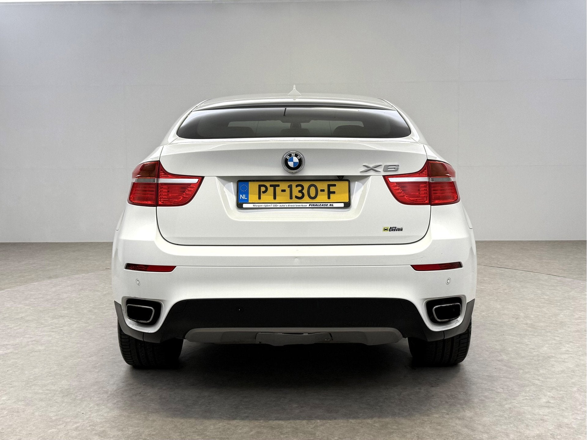 Foto 12 van BMW X6 xDrive High Executive 408PK | Youngtimer | Camera | M