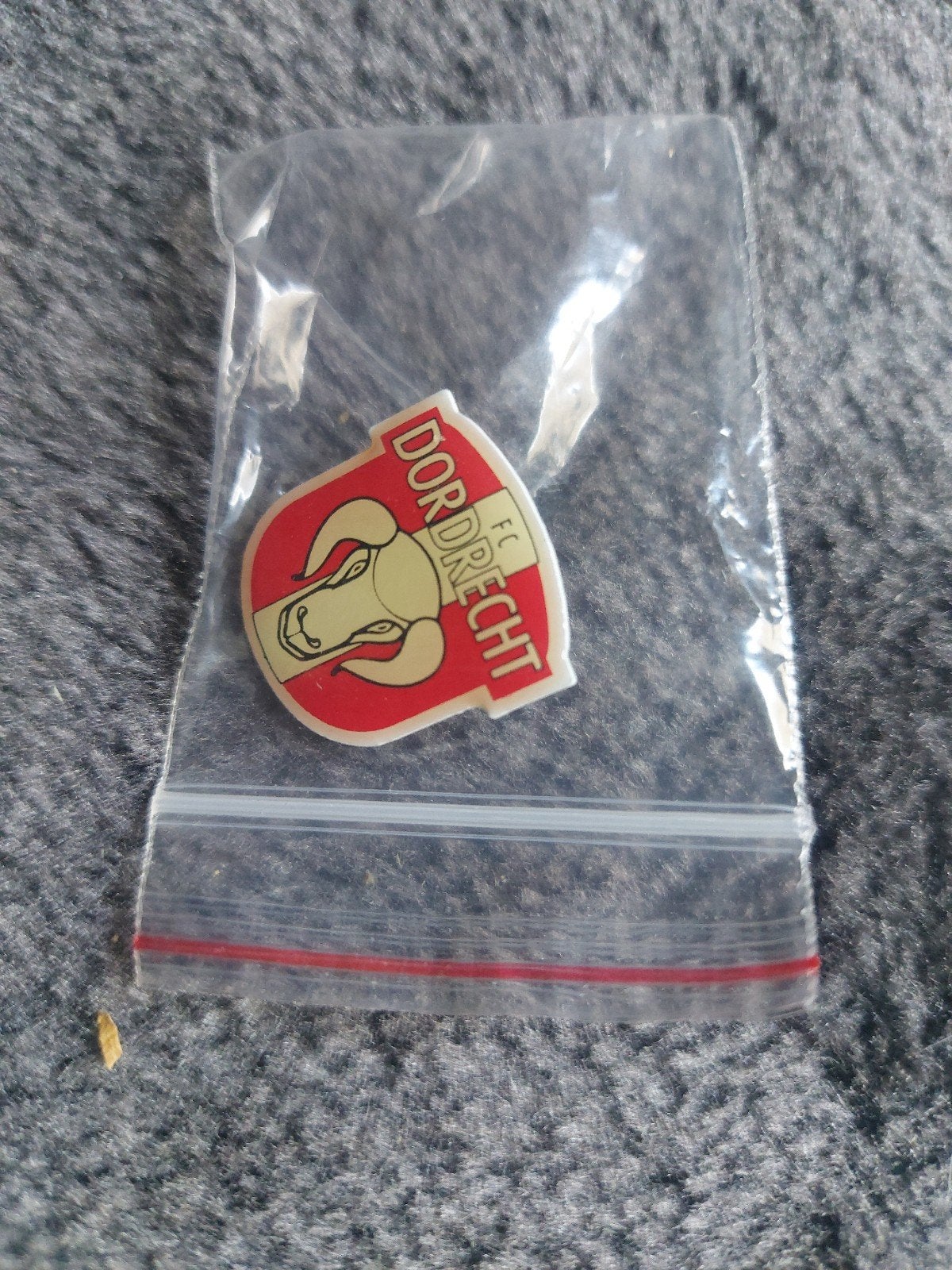 FC Dordrecht Speldje - Voetbalclub Pin, Ophalen of Verzenden, Zo goed als nieuw