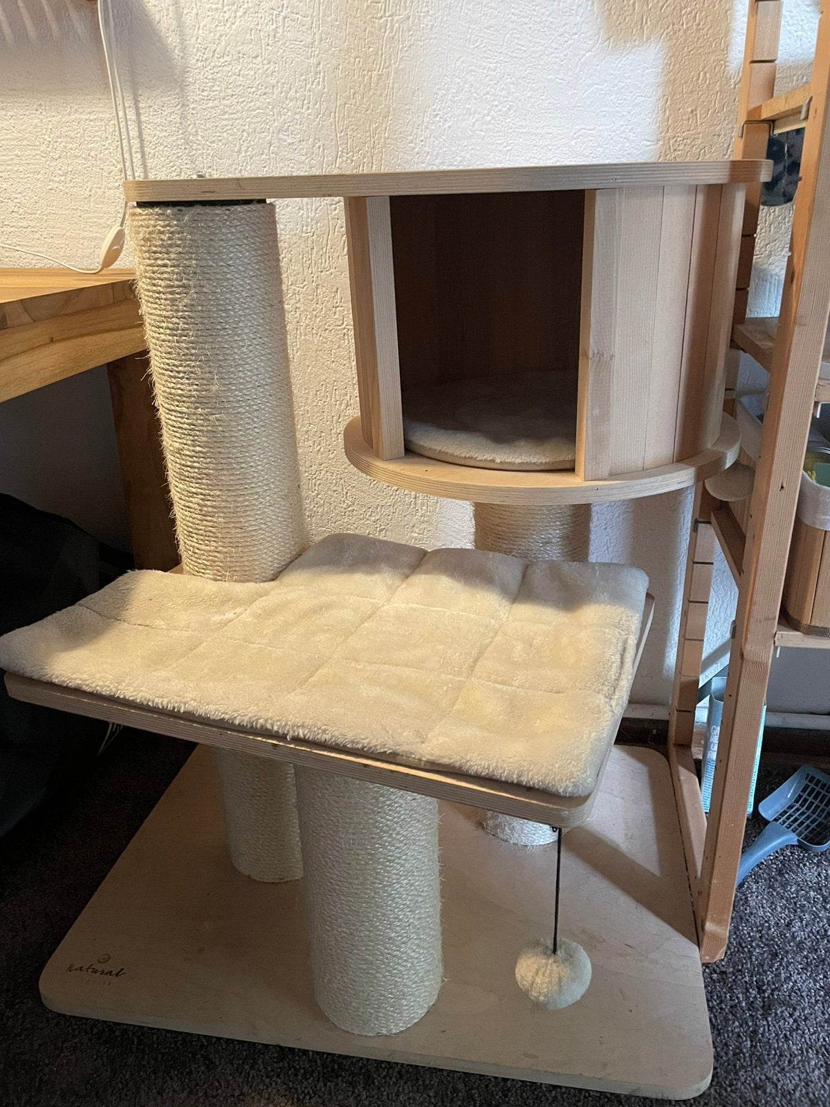 Krabpaal met huisje, Dieren en Toebehoren, Ophalen, Zo goed als nieuw, Krabpaal