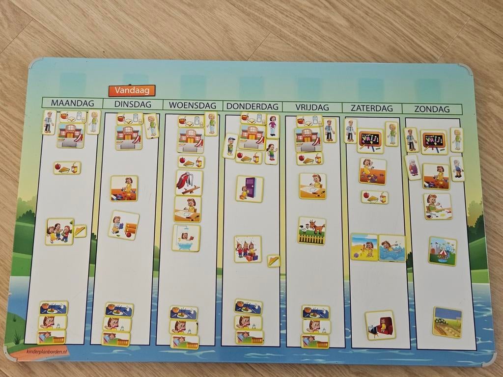 Kinderplanbord met magneten / pictogrammen, Ophalen, Gebruikt, Ontdekken