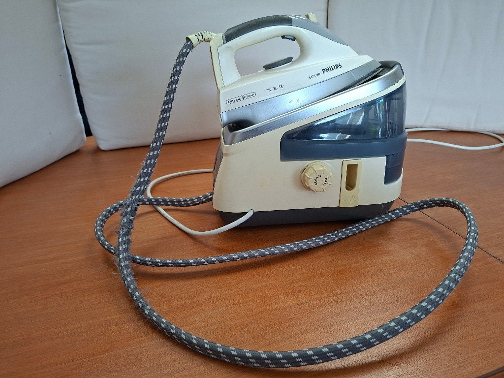 Philips Strijksysteem met stoom onder druk GC8260/02, Ophalen of Verzenden, Gebruikt, Strijkijzer met snoer