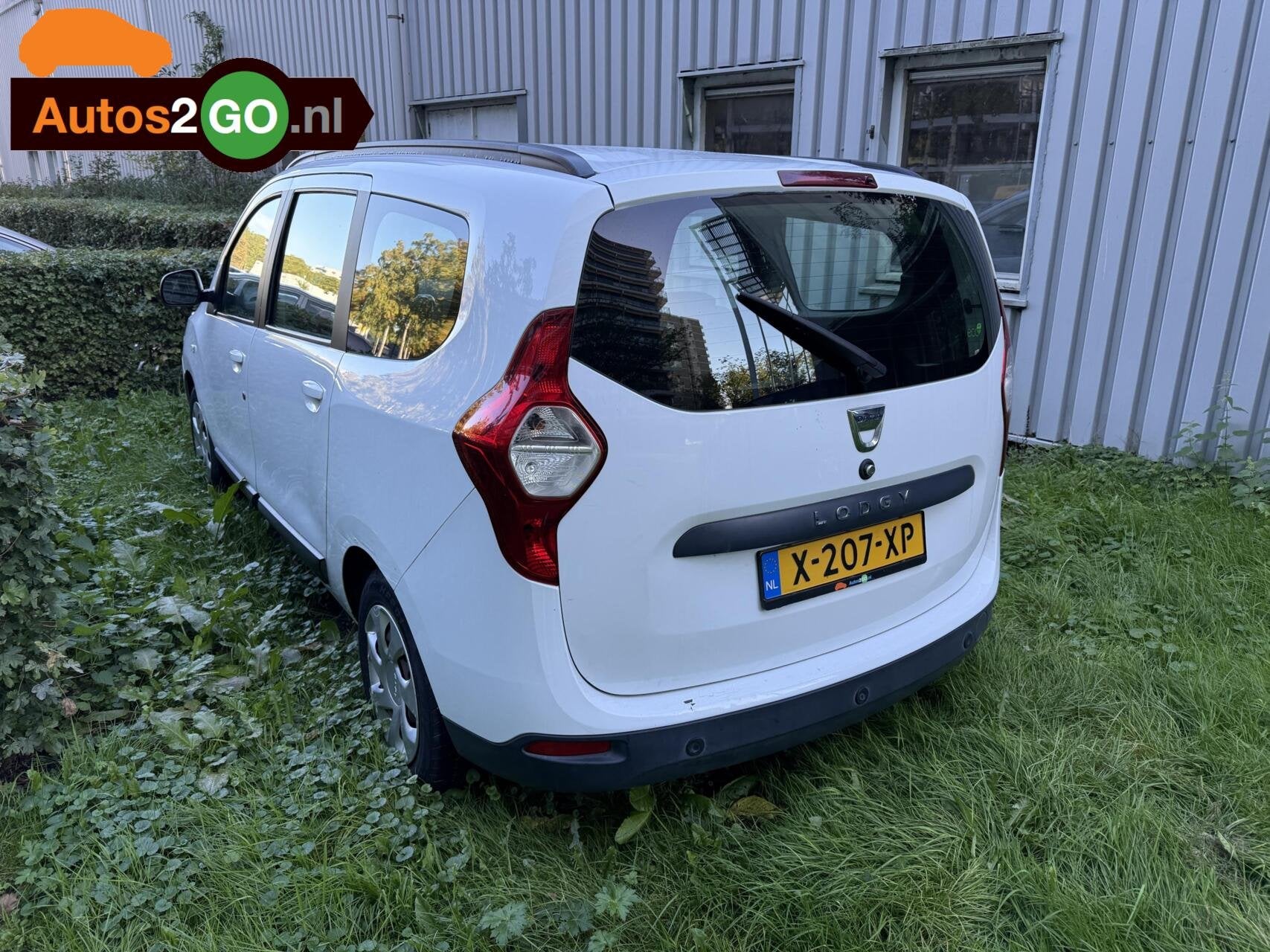 Dacia Lodgy 1.6 MPi 5p., Auto's, Voorwielaandrijving, Gebruikt, Elektrische ramen, Wit