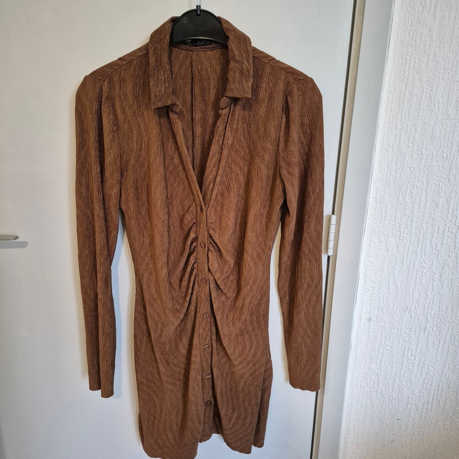 PULL&BEAR bruine jurk maat M, zo goed als nieuw, Maat 38/40 (M), PULL&BEAR, Bruin, Ophalen of Verzenden