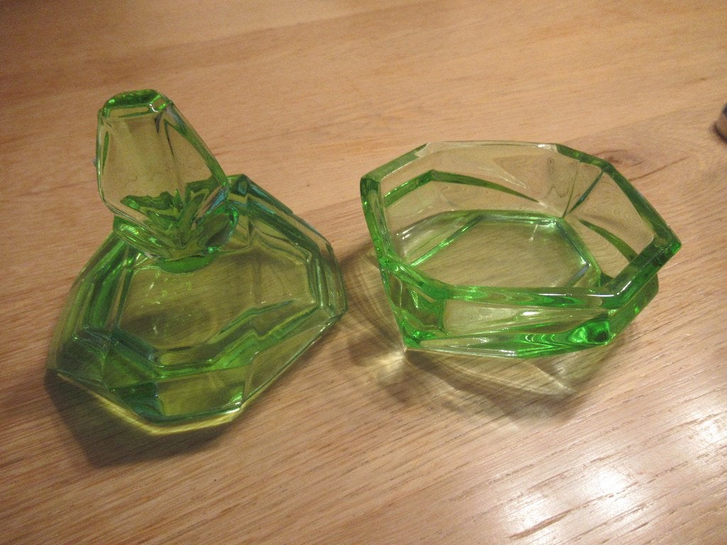 Vintage glazen bakje, Ophalen