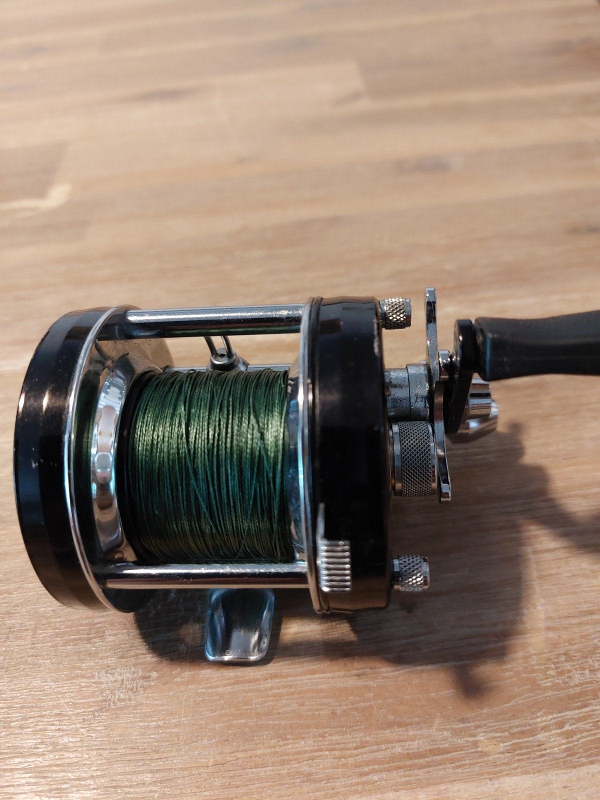 Reel, ABU Ambassadeur 5000C, Watersport en Boten, Ophalen of Verzenden, Zo goed als nieuw, Molen