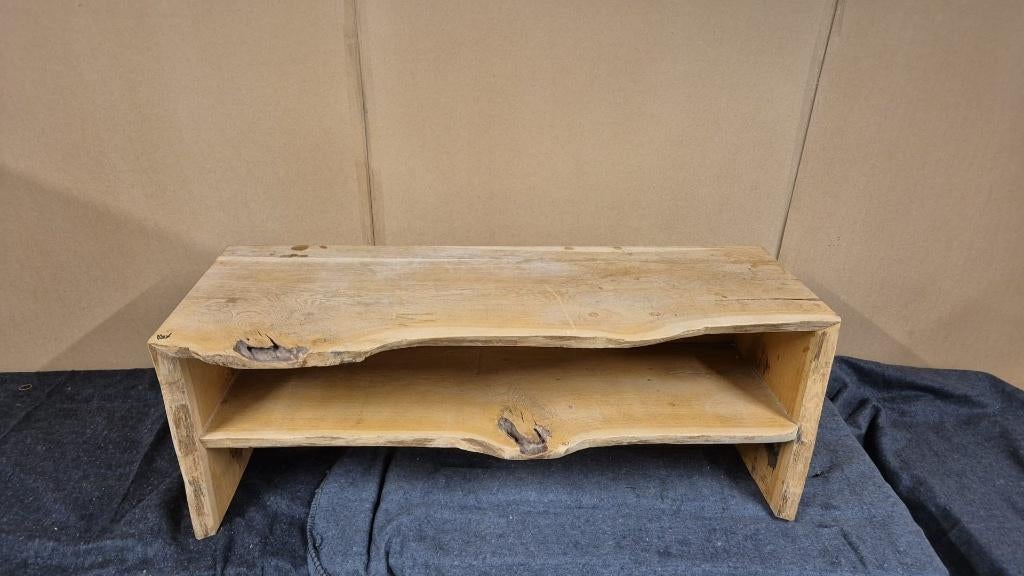 Houten tafel / salontafel 130x46xH50 cm, 1 st