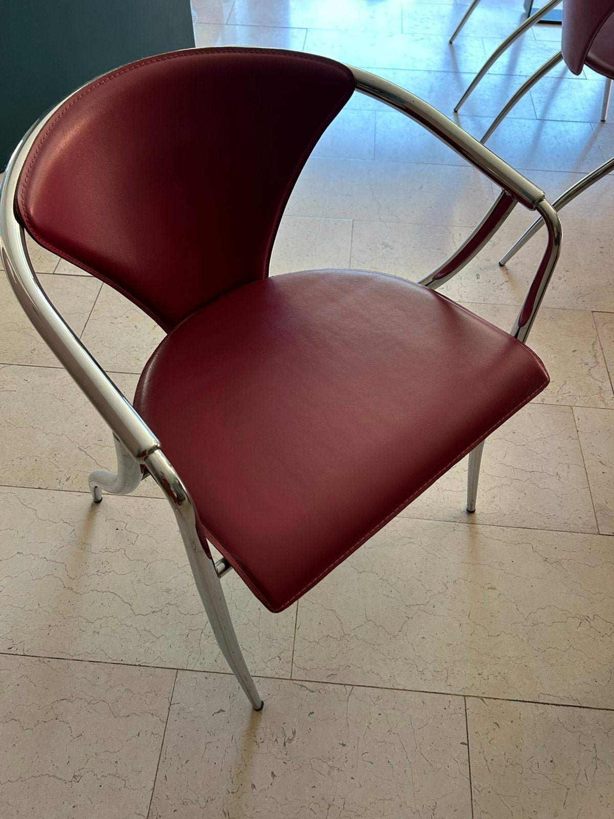 Zes fuchsia rose leren eetkamerstoelen merk Morres meubel, Ophalen, Gebruikt, Overige kleuren, Leer