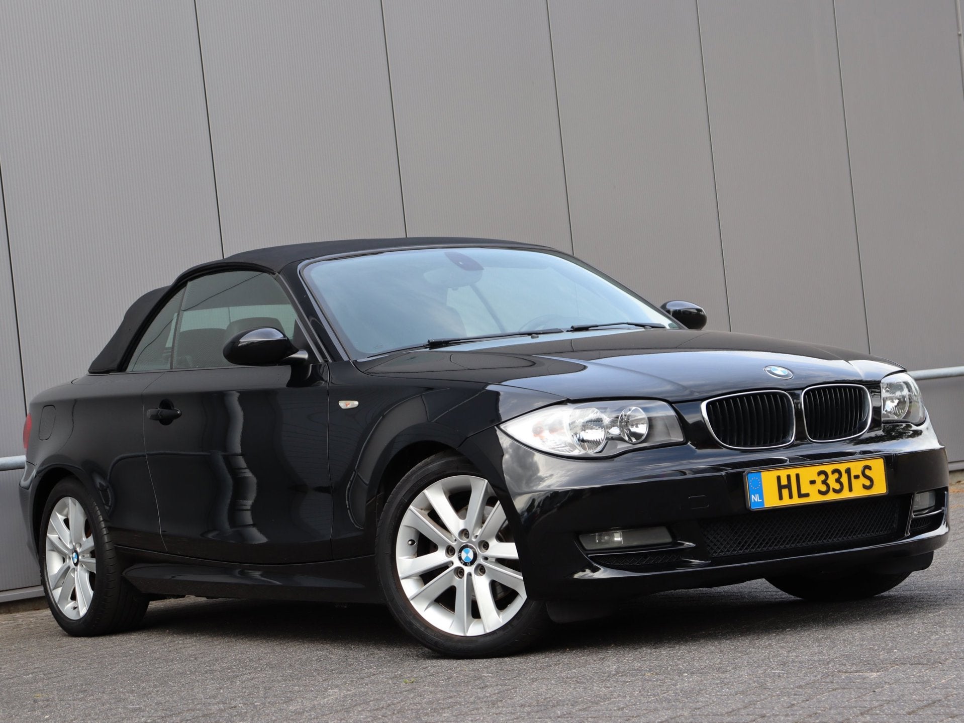 Foto 4 van BMW 1-serie Cabrio 118i Executive airco LM cruise