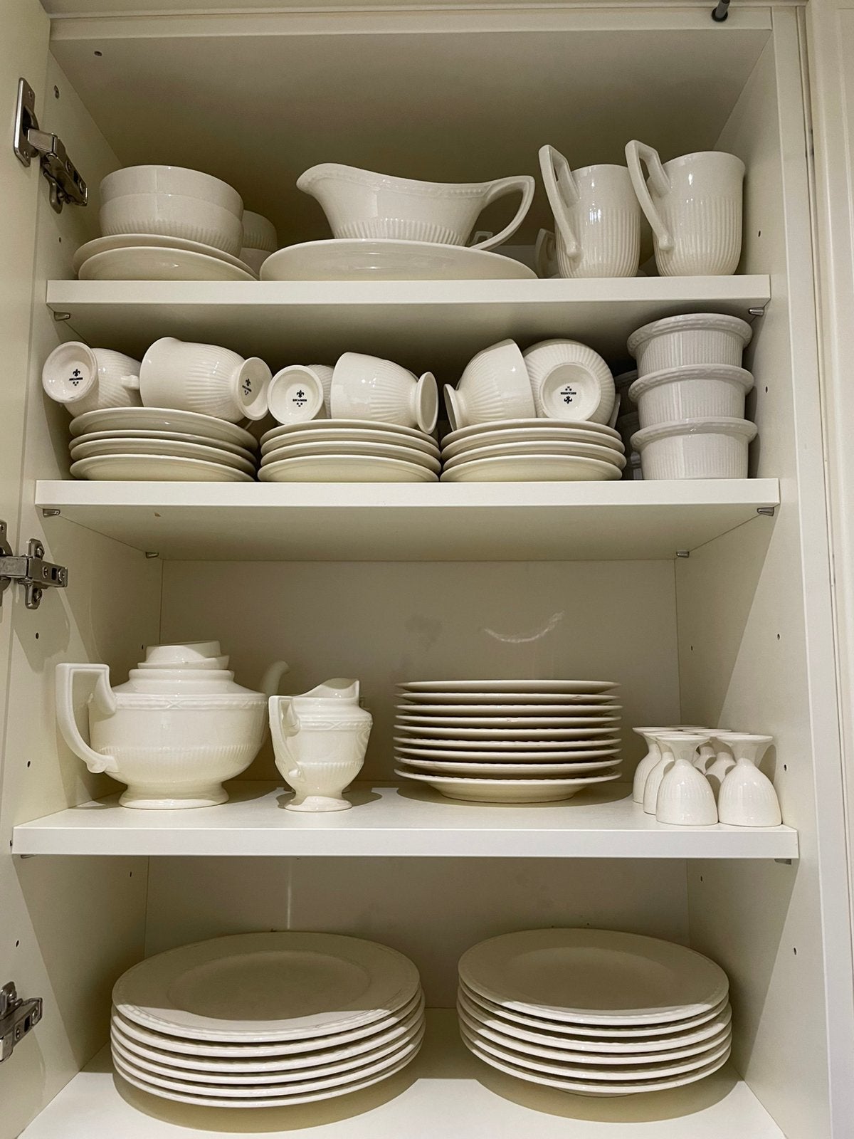 Servies wadgwood style, Antiek en Kunst, Antiek | Servies compleet, Ophalen