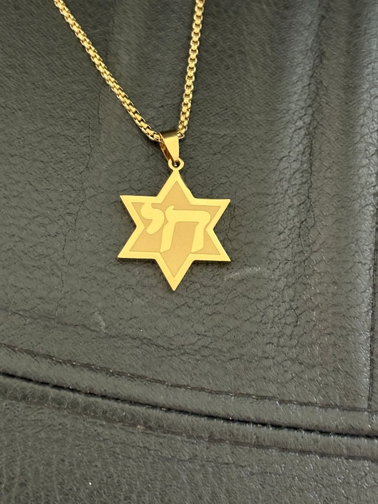 Schitterende RVS ketting met Davidster en Chai in goudkleur, Ophalen of Verzenden, Nieuw, Goud, Overige materialen