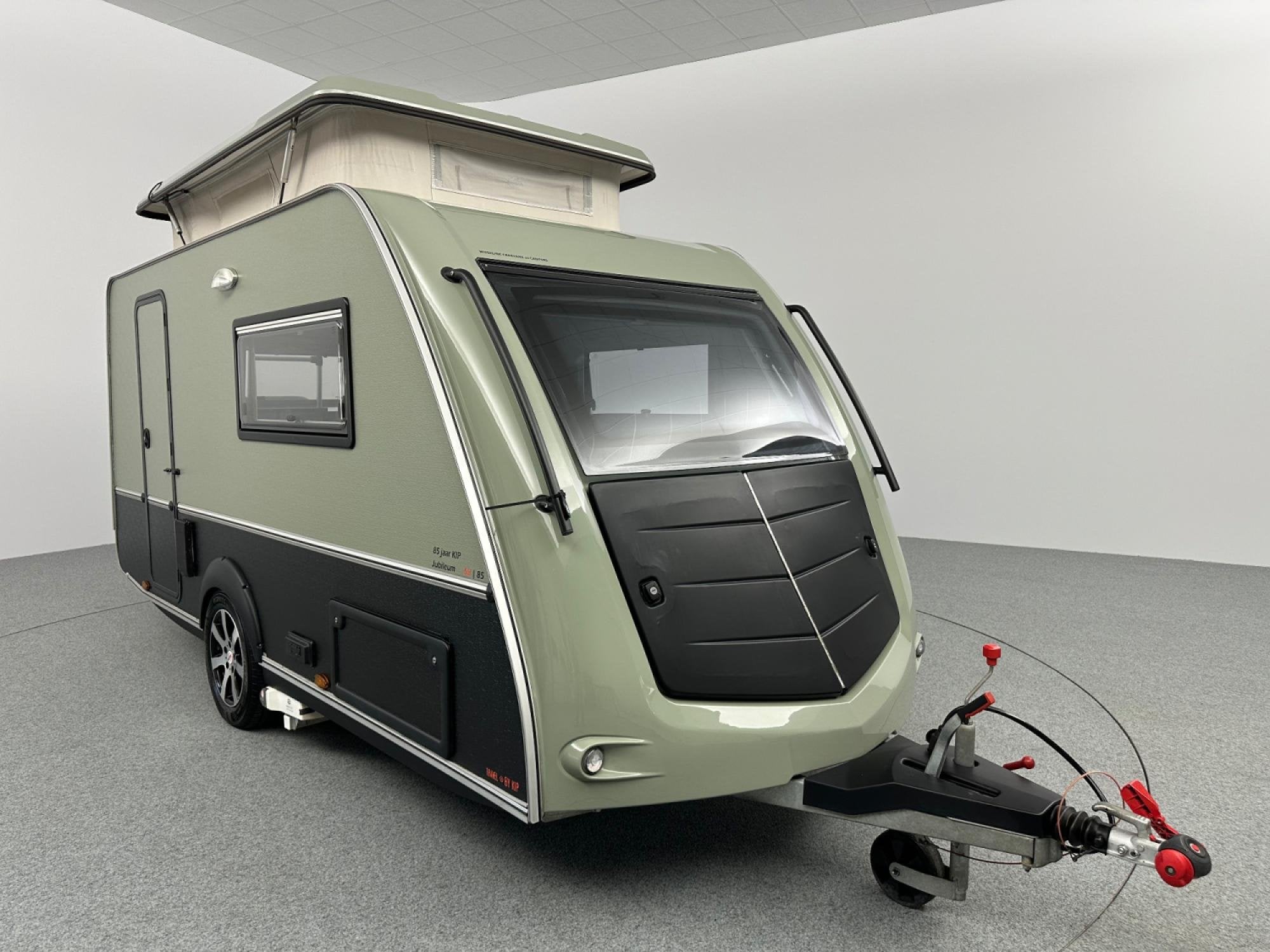 Kip Kompakt Travel 85 Jaar Jubileum Luifel Mover Lengtebedde, Caravans en Kamperen, Bedrijf, 5 tot 6 meter, Overige, 2 aparte bedden