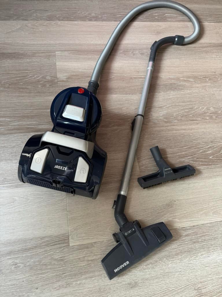Hoover Breeze Stofzuiger met accessoires, Ophalen, Gebruikt, Reservoir, Minder dan 1200 watt