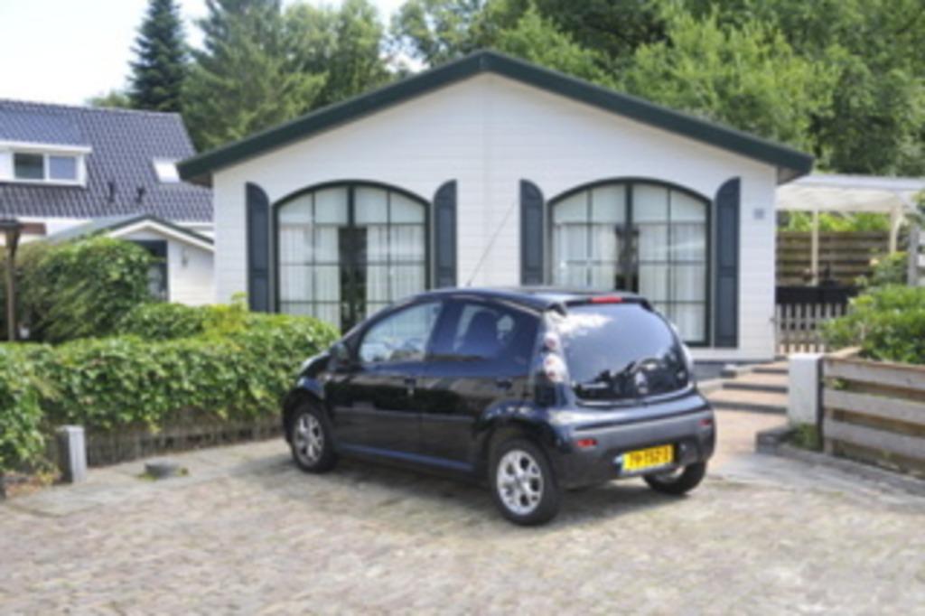 Camping in drenthe, Wasmachine, In bos
