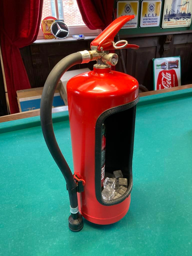 Originele Brandblusser Mancave Item met Fles, Ophalen, Zo goed als nieuw, Brandblusser