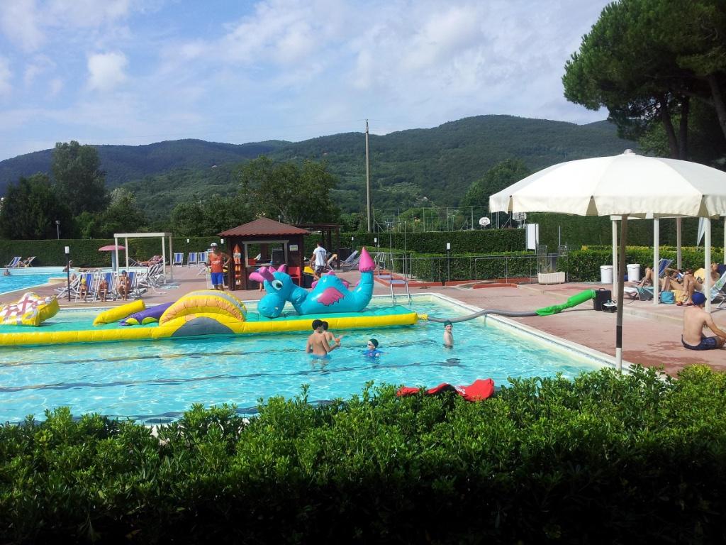 Zomervakantie 2026. Campings in Italië bij zee | Toscane, Kinderbed, Aan zee, Recreatiepark