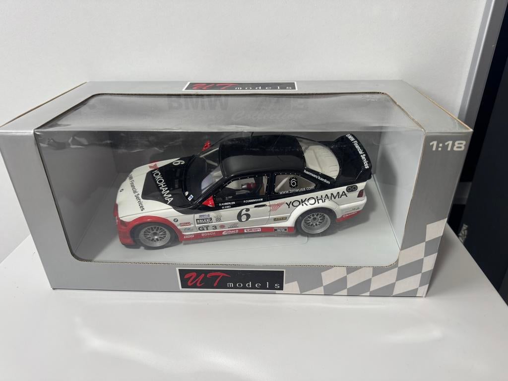 Utmodels bmw e36 m3 gtr yokohama zwart rood 1:18 ut models, Ophalen of Verzenden, Zo goed als nieuw, Auto, UT Models