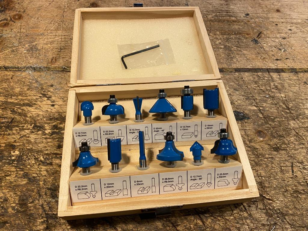 FREESSETS 12 dlg. in houten kistje 6mm stift, Ophalen of Verzenden, Nieuw