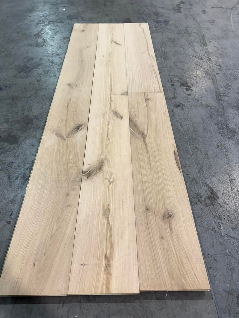 Restpartij eiken houten vloer €35 pm2 nieuw in doos, Parket, Ophalen of Verzenden, Zo goed als nieuw, 10 m² of meer