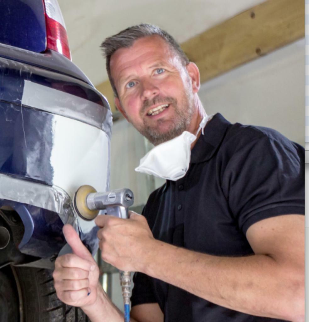 kras-roest-verwijderen spotrepair door AMJ lakschade herstel, Lakschade of Spuitwerk