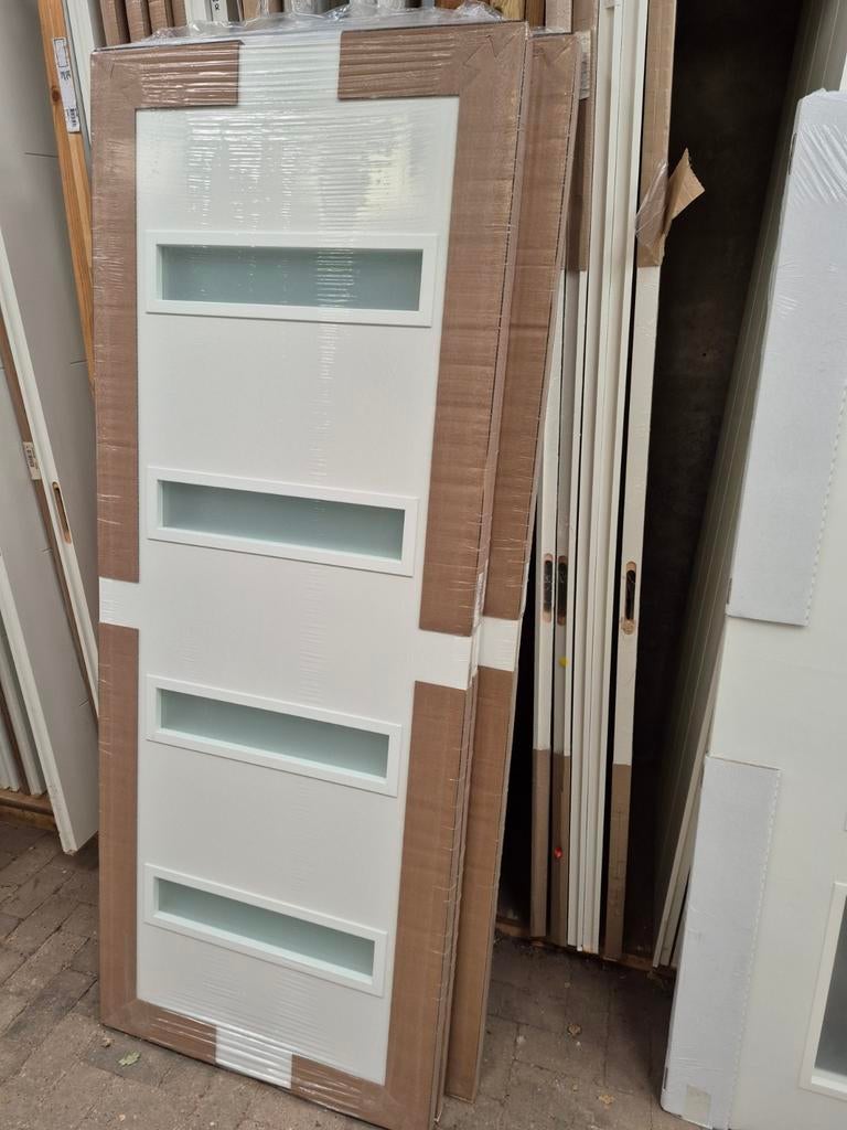 83x211,5cm binnendeur stomp mat glas afgelakt ral9010 XB11