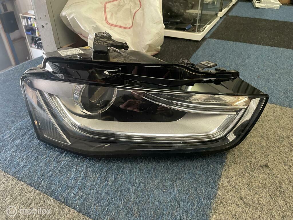 Koplamp rechts Audi A4 B8 8K facelift 8K0941006c, Auto-onderdelen, Verlichting, Ophalen of Verzenden, Gebruikt