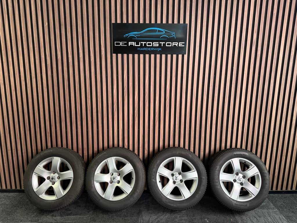 Peugeot 3008 Winterset 4x108 65.1 Kleber- 215/60 R16 Peugeot, Auto-onderdelen, Banden en Velgen, 16 inch, Banden en Velgen, Personenwagen