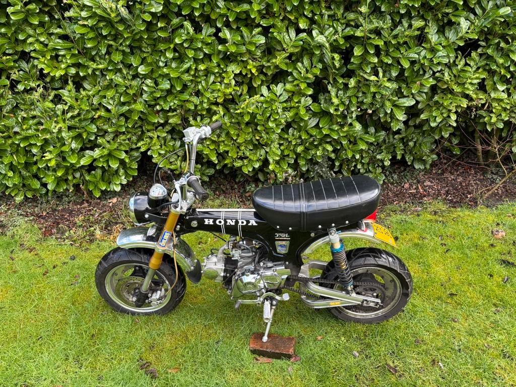 Honda Skyteam Dax 50cc nette staat geel kenteken, Ophalen, Gebruikt, Overige modellen, Maximaal 45 km/u