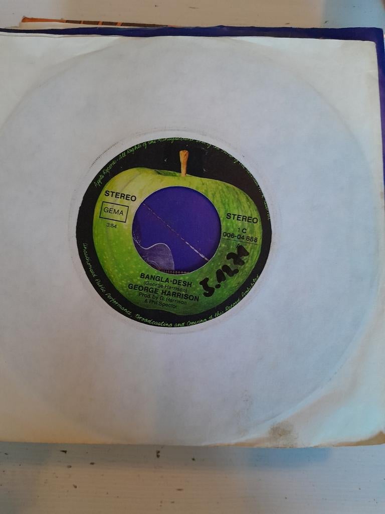 George harrison 7inch Bangladesh a desh, Ophalen of Verzenden, Zo goed als nieuw, Pop