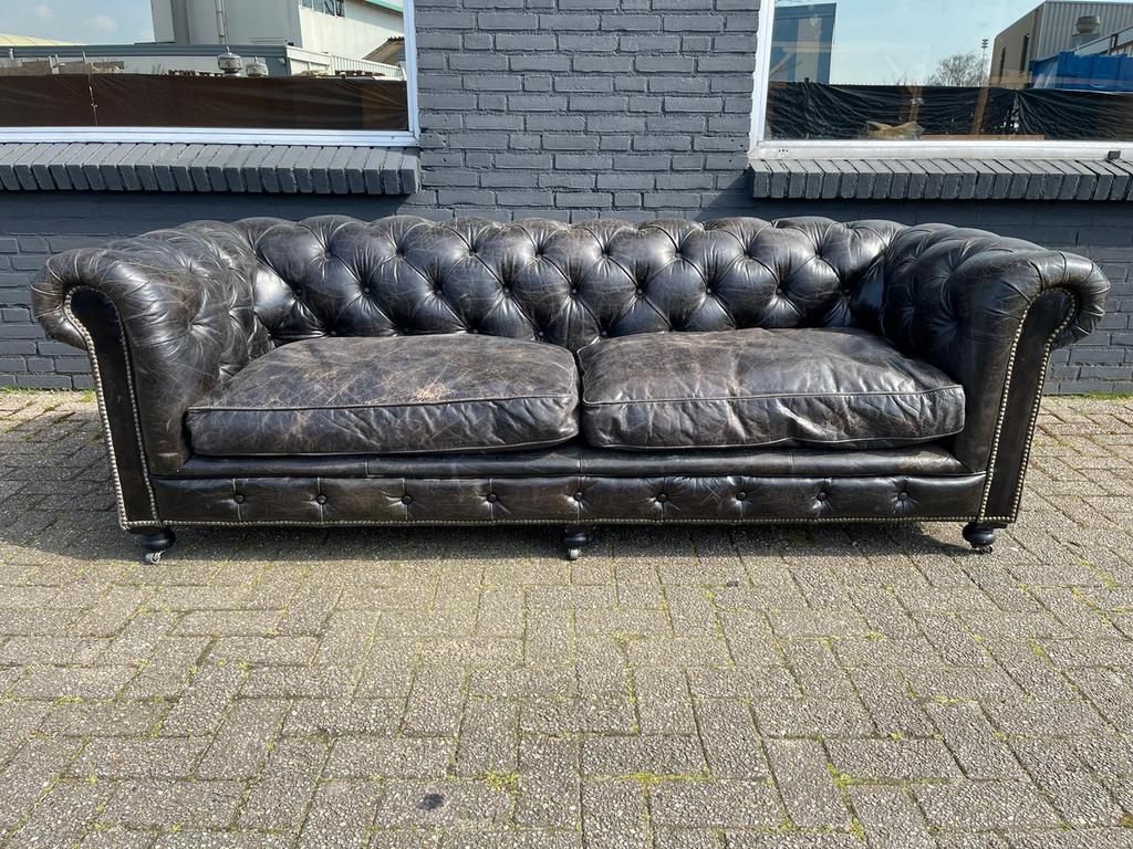 Prachtige Chesterfield bank vintage zwart GRATIS BEZORGD, Ophalen of Verzenden, Gebruikt, 75 tot 100 cm, Leer