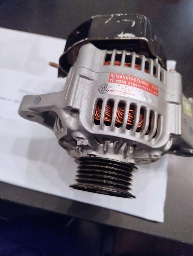 Dynamo Toyota Hiace, Auto-onderdelen, Motor en Toebehoren, Ophalen of Verzenden, Gereviseerd, Toyota