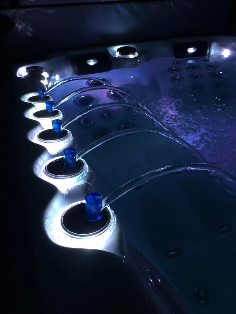 SHOWROOMMODEL Passion Spa Felicity Jacuzzi 5-pers Balboa, Ophalen of Verzenden, Nieuw