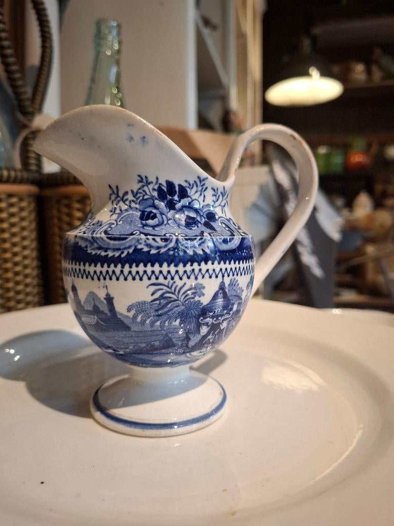 Elegant kannetje, melkkannetje met blauw transferdecor, Ophalen of Verzenden