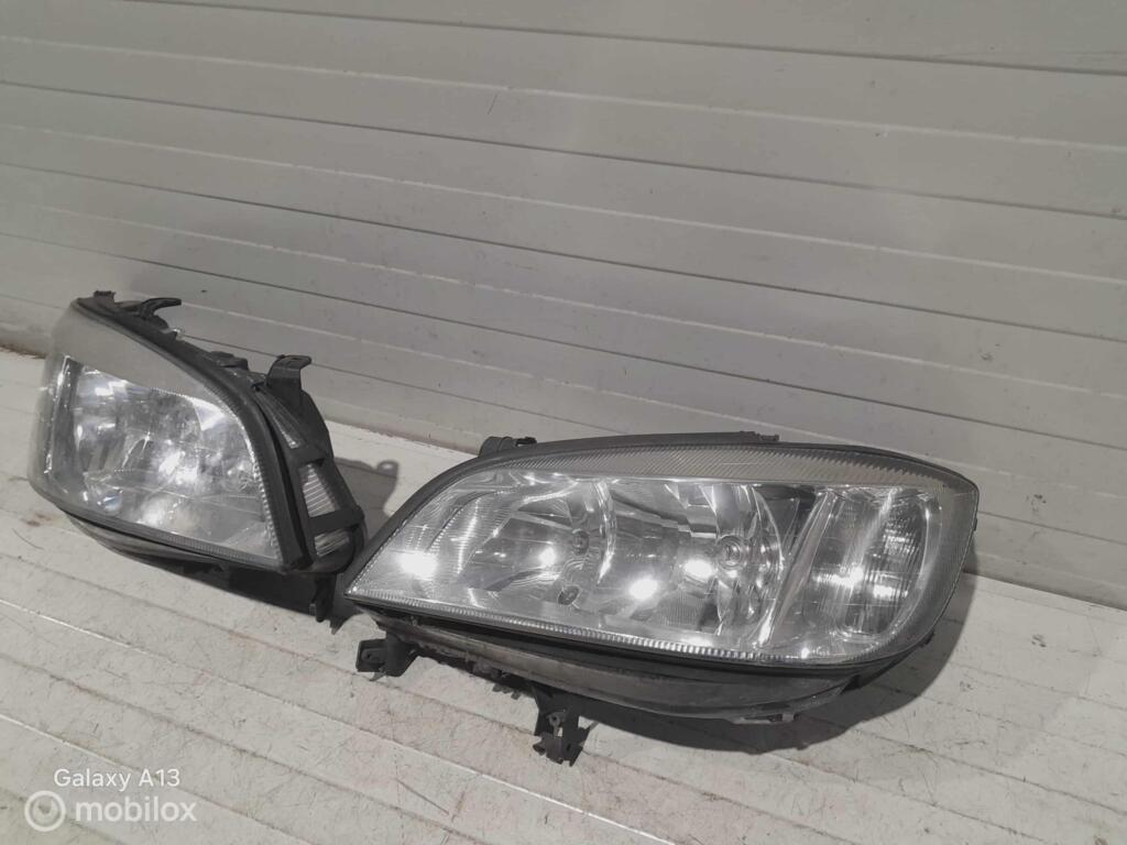 Koplamp Opel Zafira, Auto-onderdelen, Gebruikt, Ophalen of Verzenden
