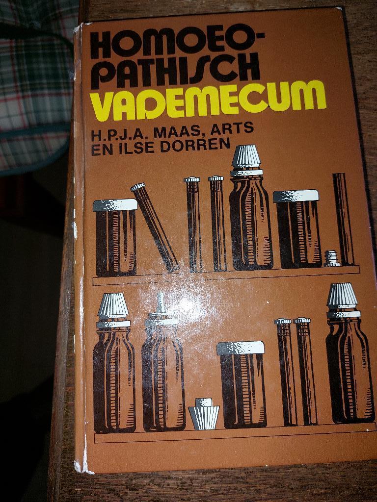homeopathie boeken, Boeken, Ophalen of Verzenden, Zo goed als nieuw, Diverse auteurs