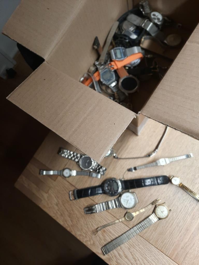 Horloges. Goede merken. Bieden per stuk of geheel, Ophalen of Verzenden, Gebruikt
