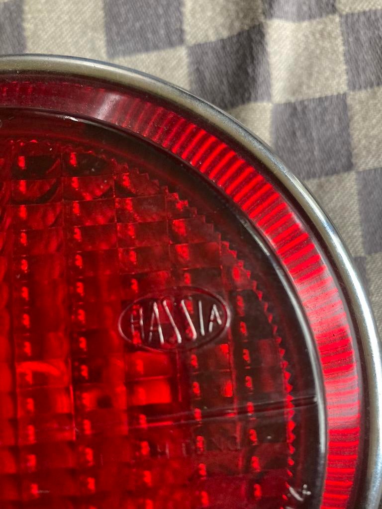 Oldtimer 1 Rode mistlamp merk Hassia, Auto-onderdelen, Verlichting, Ophalen of Verzenden