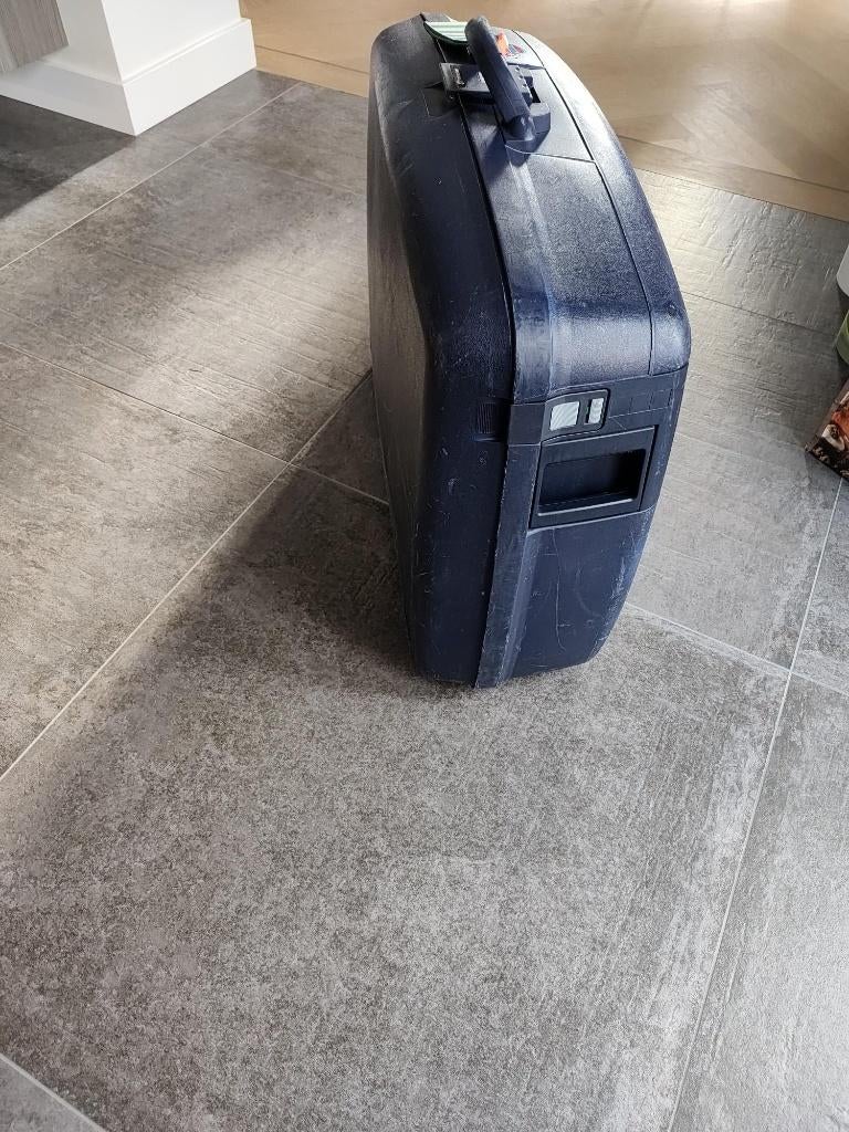 Koffer merk Delsey, Sieraden, Tassen en Uiterlijk, Koffers, Gebruikt, Hard kunststof, 70 cm of meer, 55 cm of meer, Slot, Wieltjes