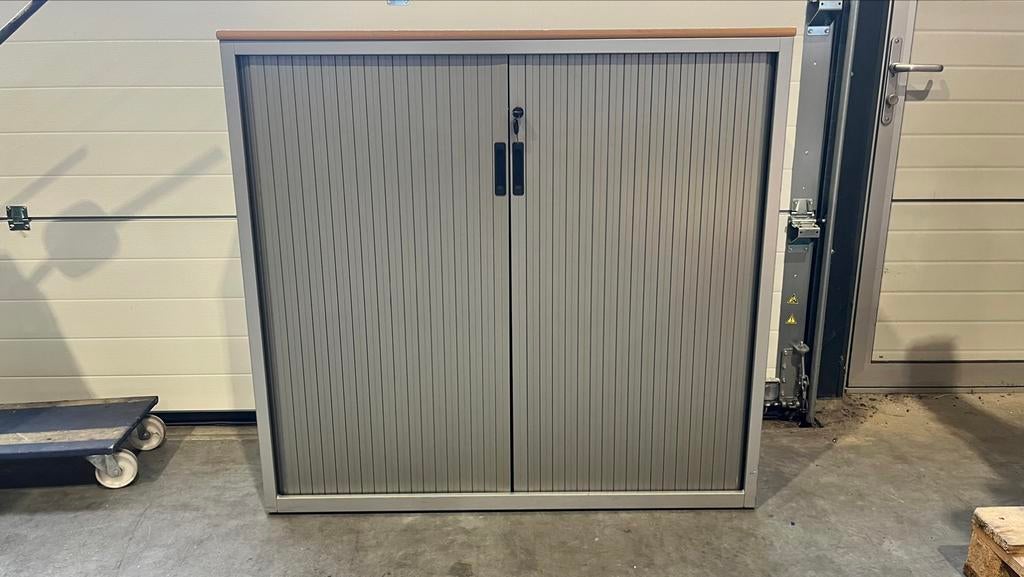 Archief kast, Huis en Inrichting, Kasten | Roldeurkasten en Archiefkasten, Ophalen, Gebruikt, 25 tot 50 cm, 100 tot 150 cm