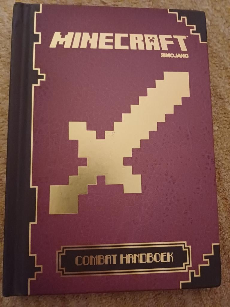 Minecraft Combat Handboek - Zo goed als nieuw!, Ophalen of Verzenden, Zo goed als nieuw, Mojang AB, Non-fictie