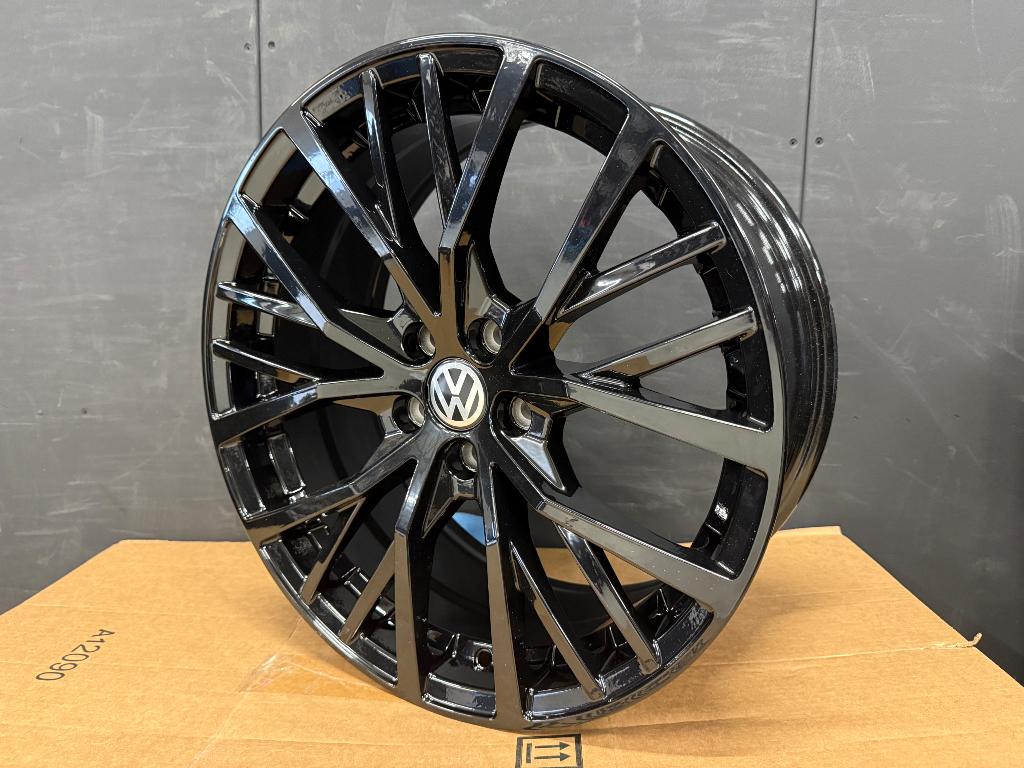 17" FITS VW POLO 6R 9N GT GTE GTI T-ROC TAIGO R-LINE  LIFE, Auto-onderdelen, Banden en Velgen, Ophalen, 215 mm, Velg(en), Nieuw