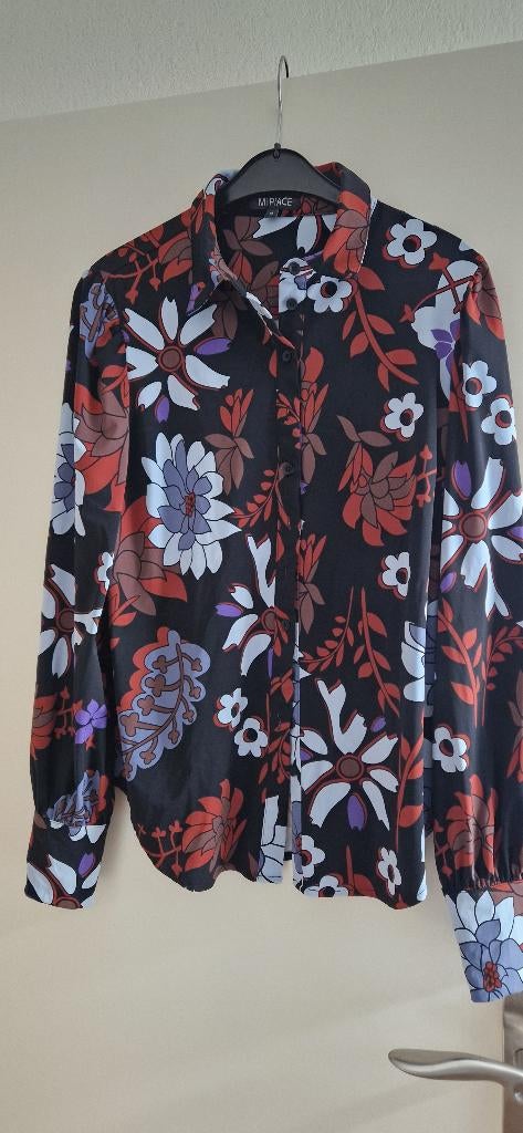 Mi Piace blouse travelstof bloemen maat medium zgan, Kleding | Dames, Maat 38/40 (M), Mi Piace, Overige kleuren, Ophalen of Verzenden
