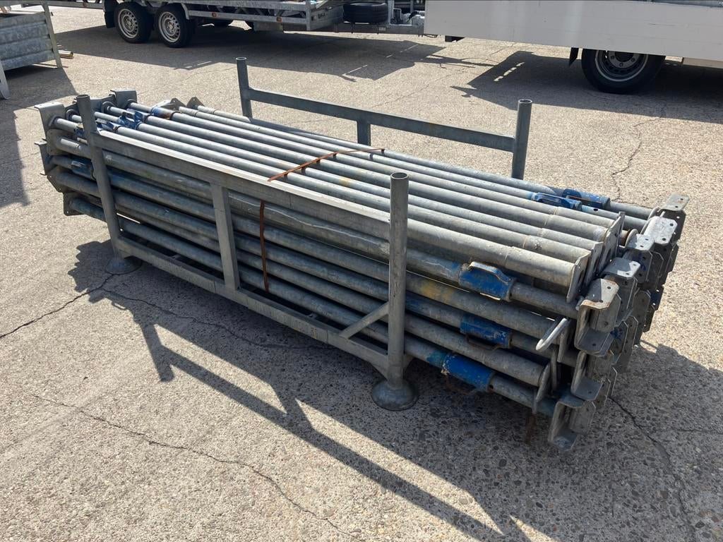 Schroefstempels / stutten BM 450 / WBH3 /zwaarlast Hünnebeck, Ophalen, Gebruikt, 250 mm of meer, Info@vnhnuland.nl