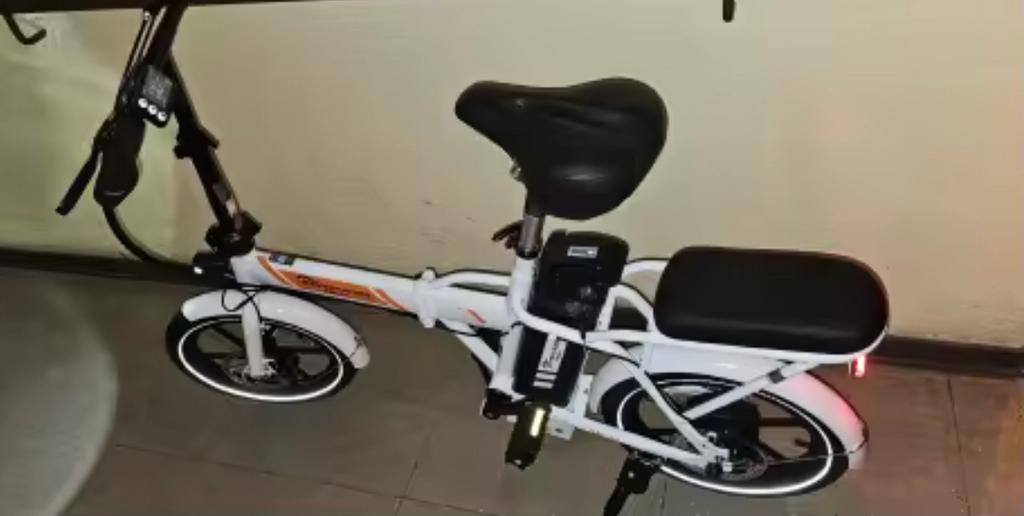 Foto 10 van EC5 e-Bike Opvouwbare elektrische vouwfiets NIEUW