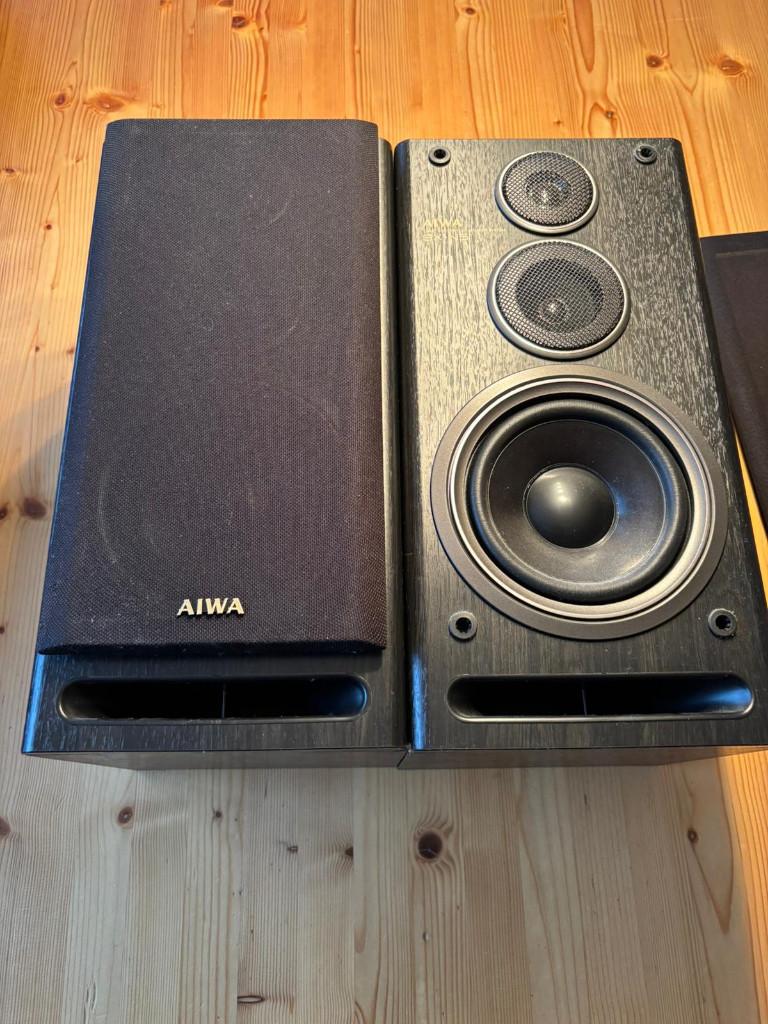 Aiwa Speakers, Audio, Tv en Foto, Luidsprekers, Gebruikt, Front, Rear of Stereo speakers, 60 tot 120 watt, Overige merken, Ophalen