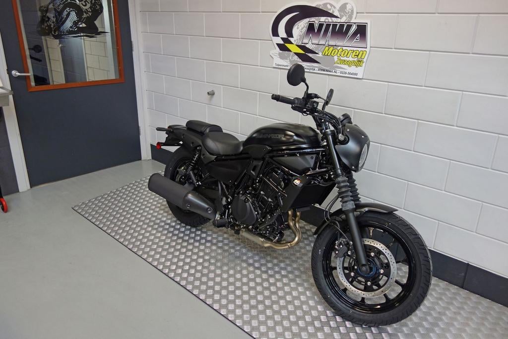 KAWASAKI ELIMINATOR 500 SE (2024), 2 cilinders, Chopper, Bedrijf, Onbekend