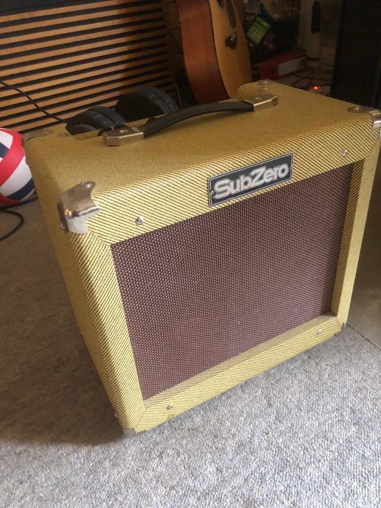 Subzero v35rg 35 Watt gitaar versterker, Muziek en Instrumenten, Ophalen of Verzenden, Zo goed als nieuw, Gitaar, Minder dan 50 watt