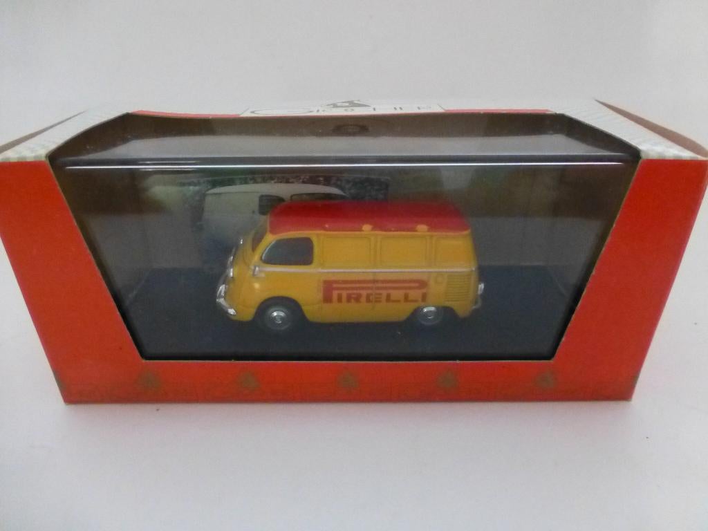 Giocher Fiat 600 Multipla furgone Pirelli banden, Hobby en Vrije tijd, Modelauto's | 1:43, Ophalen of Verzenden, Zo goed als nieuw